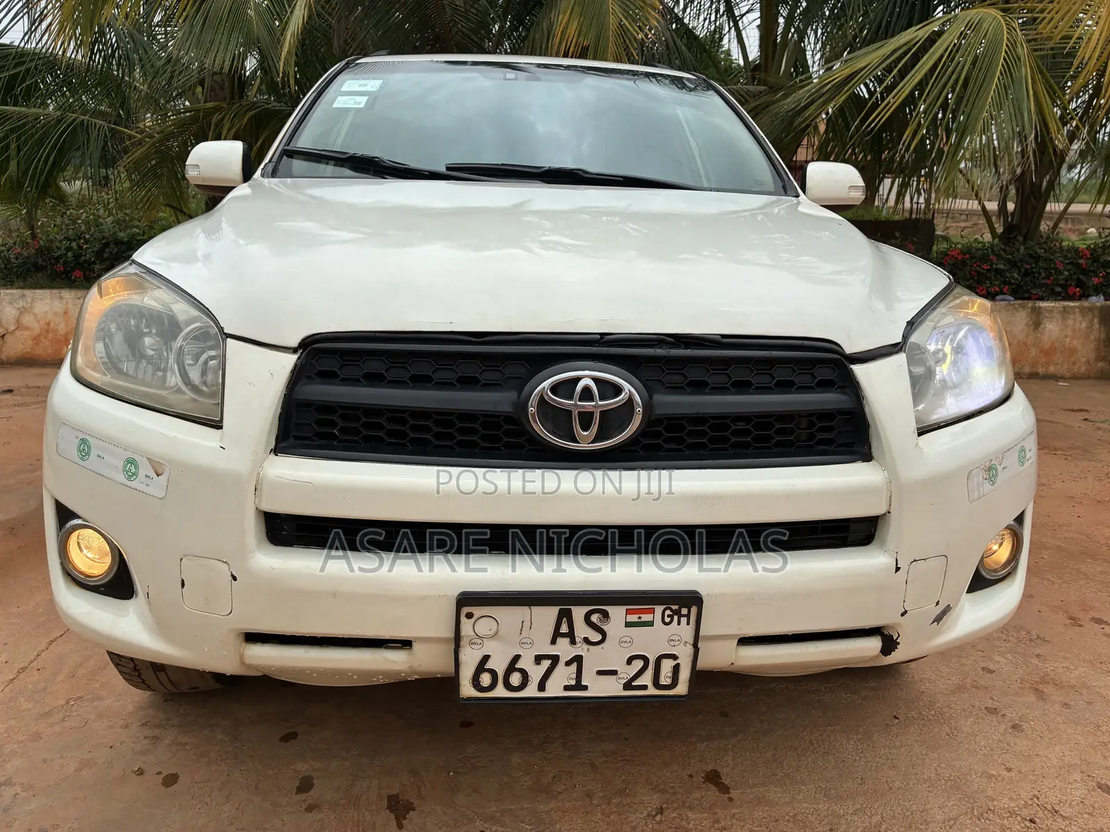 Toyota RAV4 2010 White