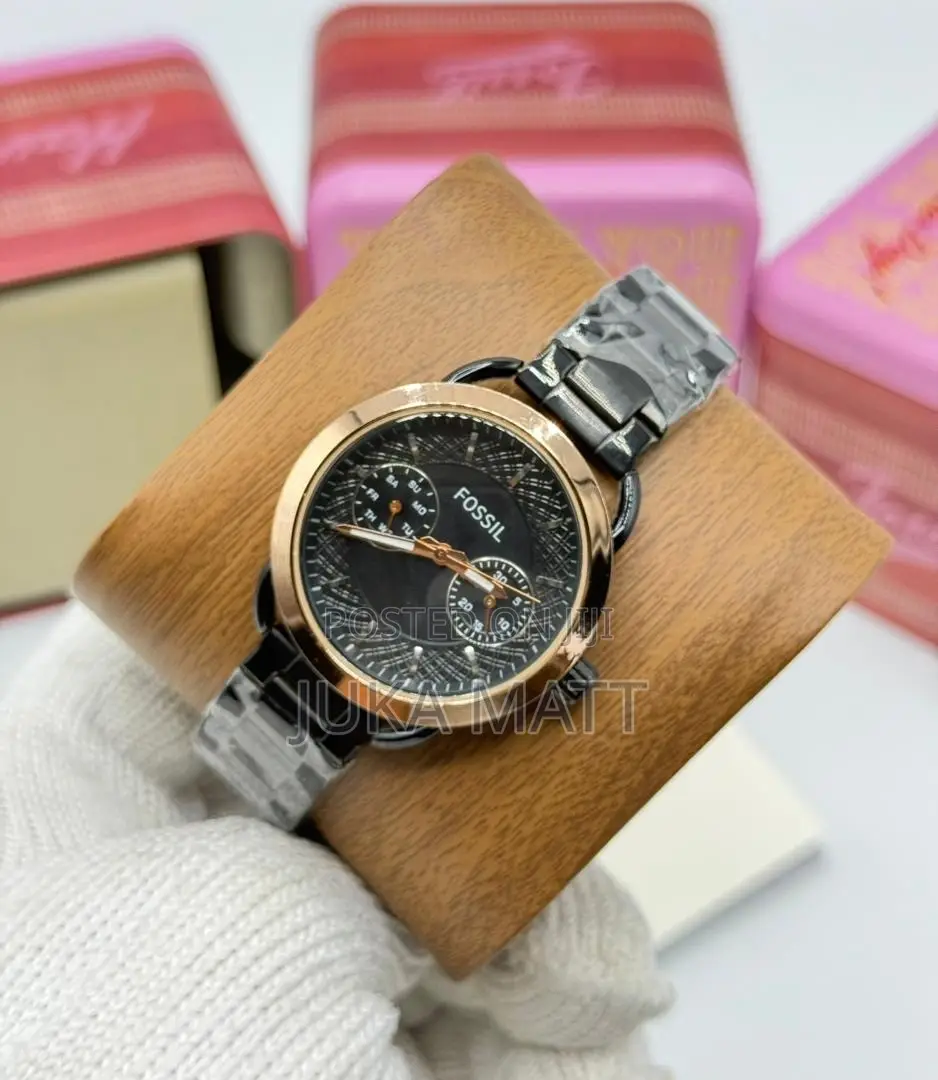 Black Chrome Fossil Watch