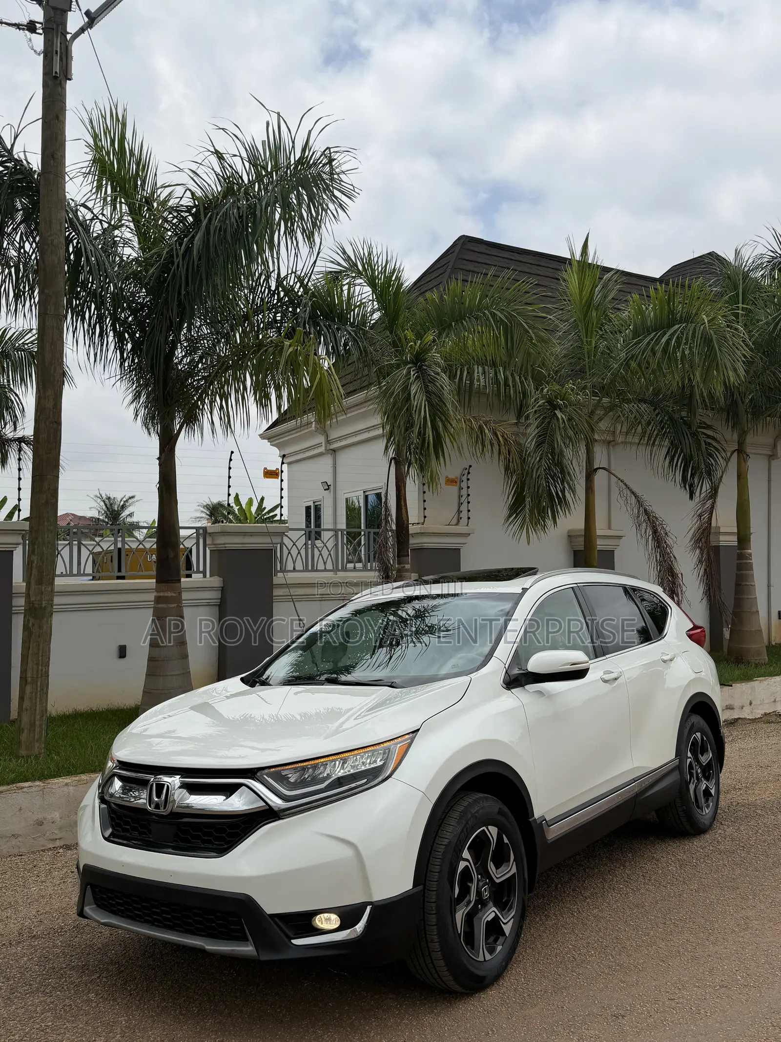 Honda CR-V Touring AWD 2018 White