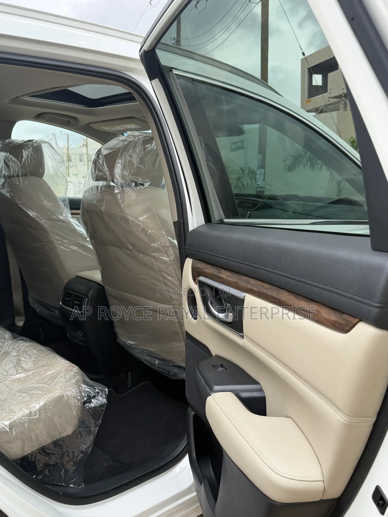 Honda CR-V Touring AWD 2018 White