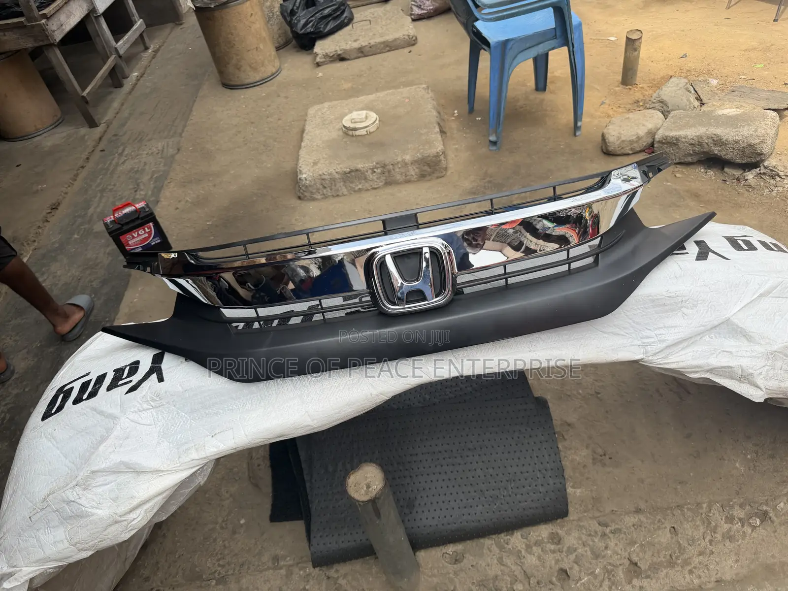 Honda Civic 2019 2020 2021 2022 Top Shells / Top Grille Front Crown