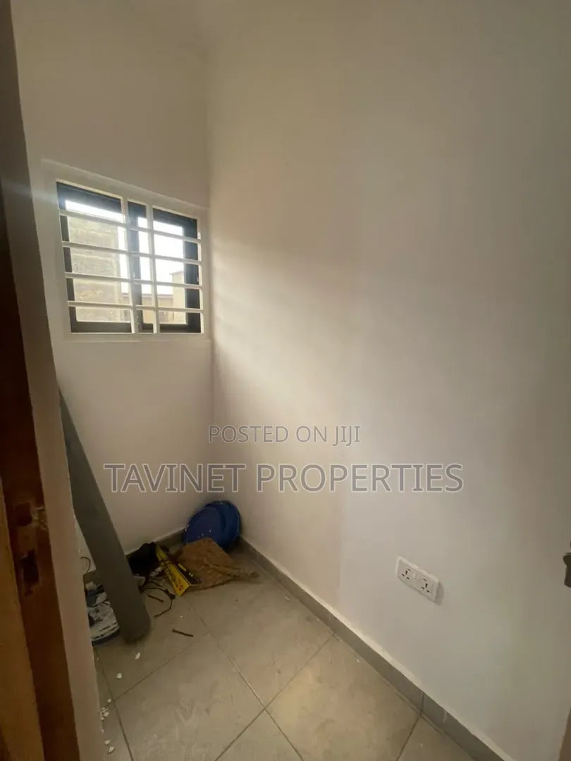 3bdrm House in Amrahia for sale