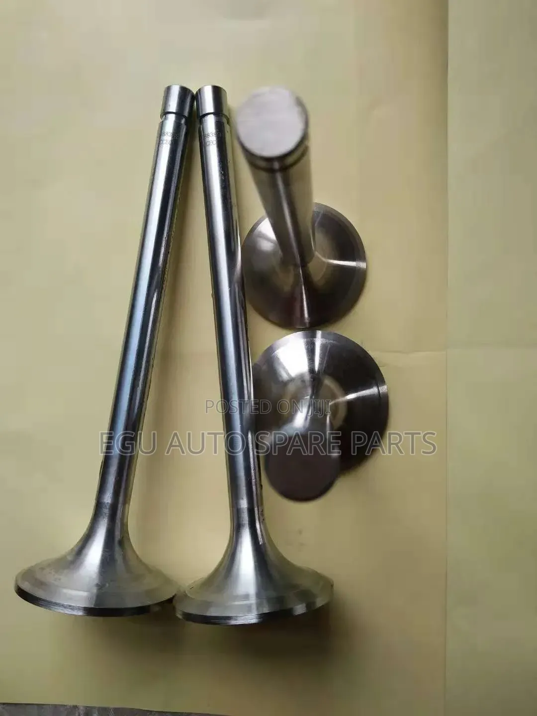 Toyota Landcruiser 1vd,2kd,2tr,5l,2l,1hz Engine Valves Available