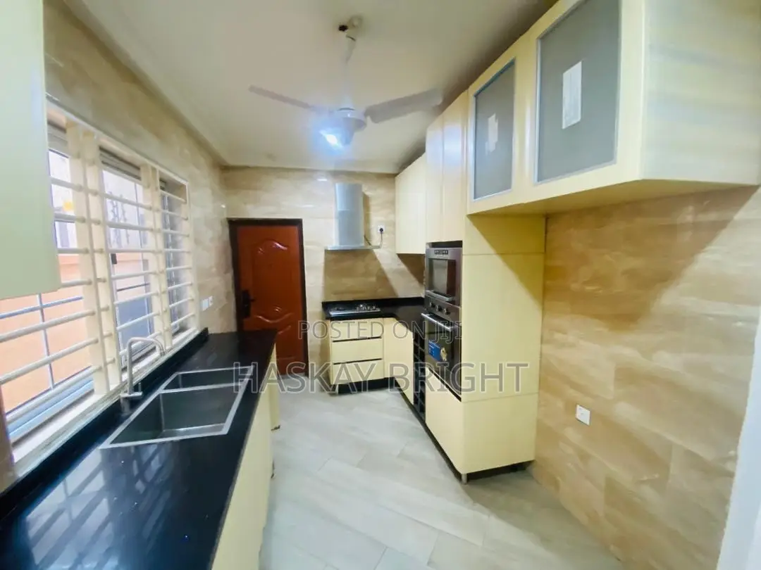 3bdrm House in Achimota for rent