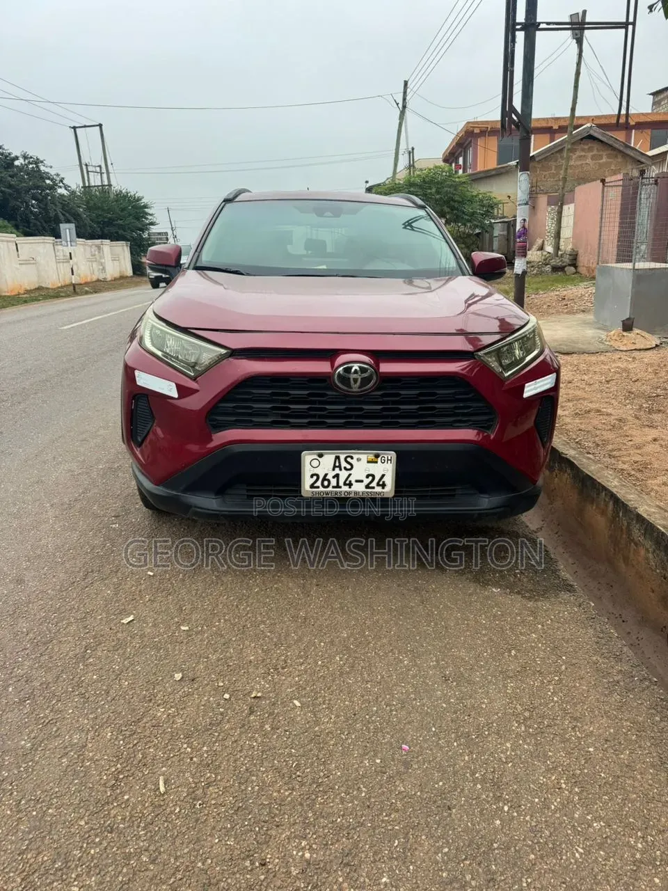 Toyota RAV4 2022 Pink