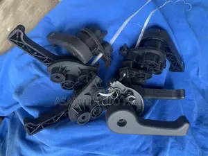 Hyundai Bonnet Opener