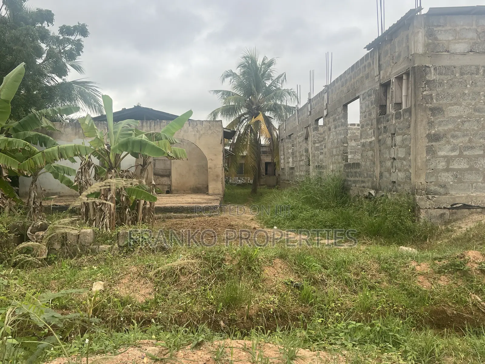Halve Plot of Land for Sale at Oyarifa