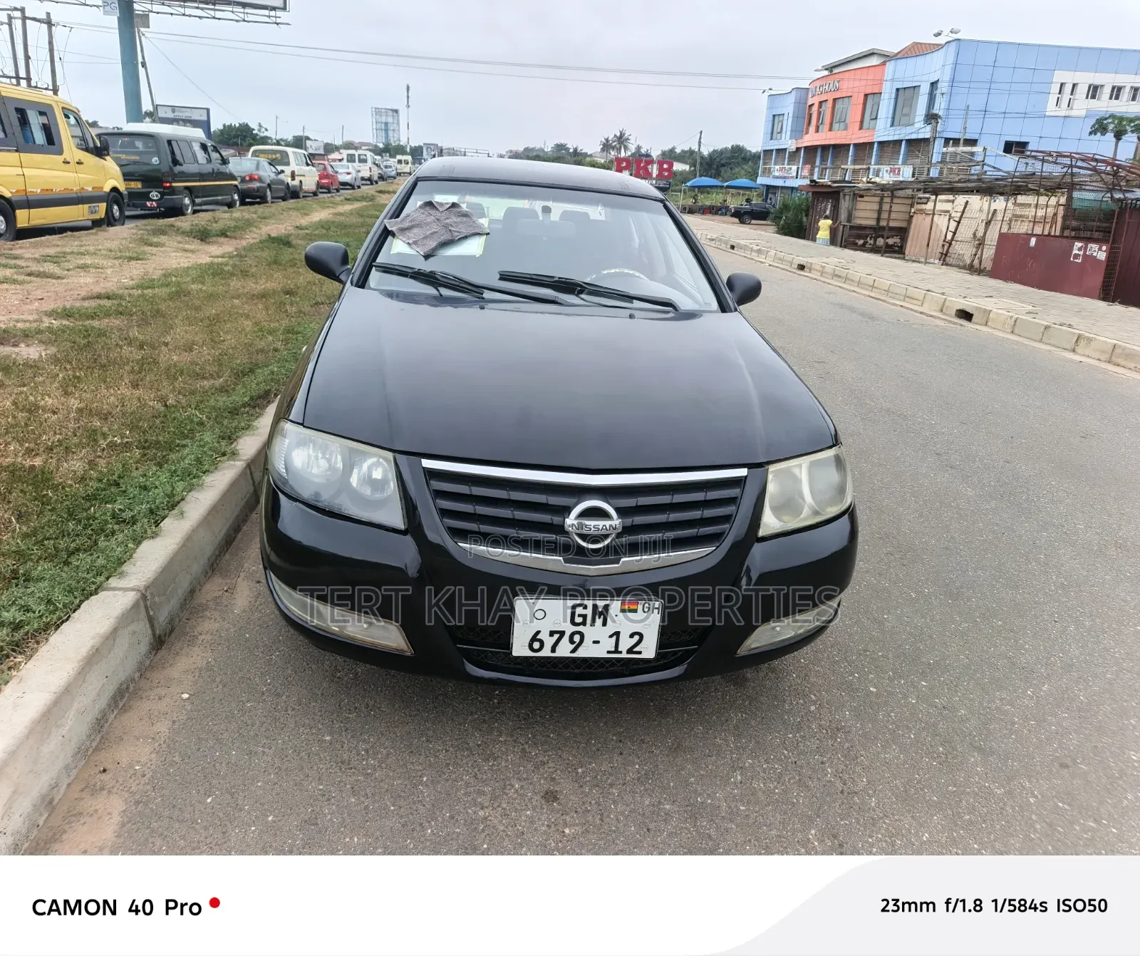 Nissan Sunny 2012 Black