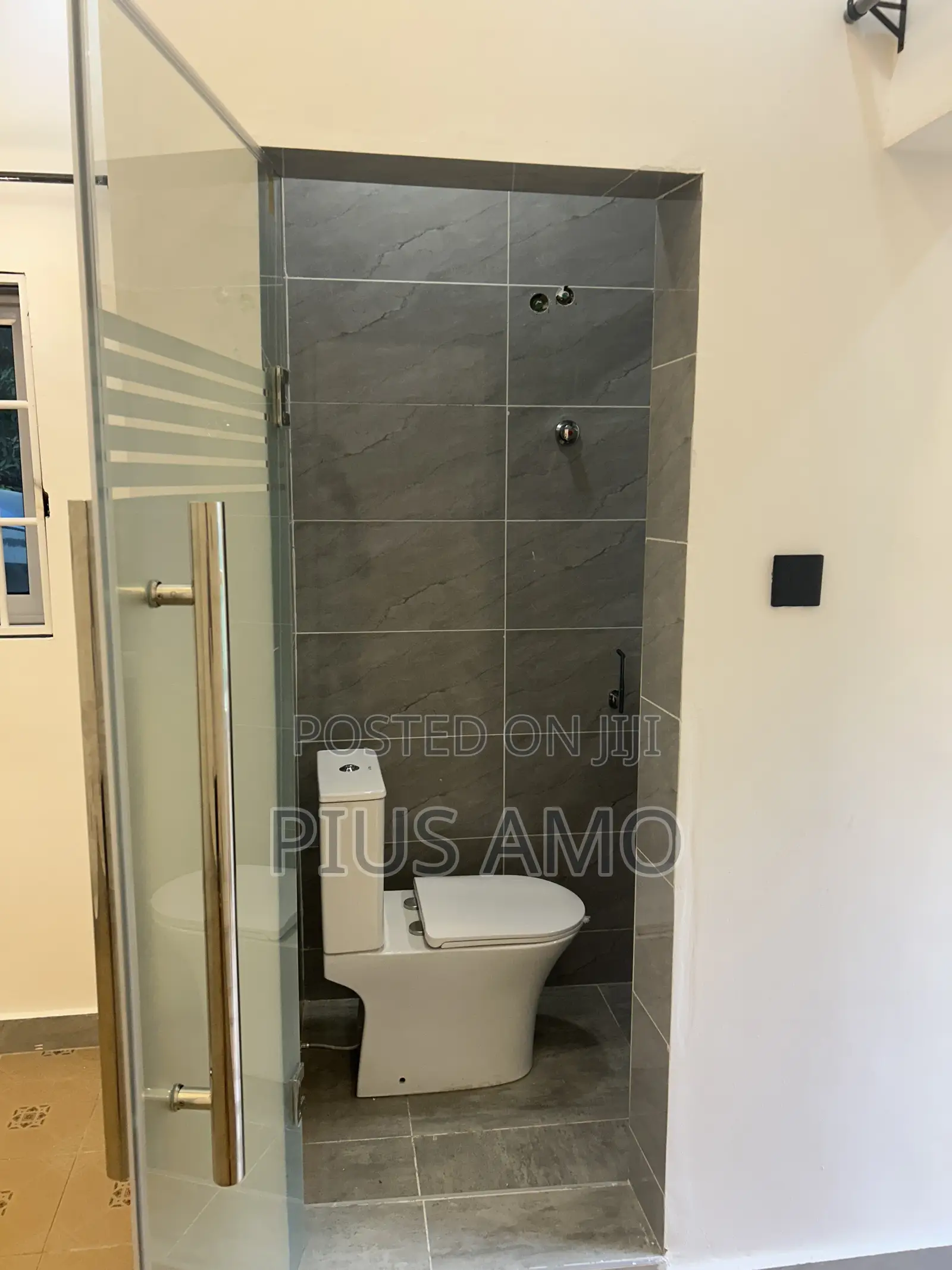 1bdrm Apartment in Teshie Bushroad for rent
