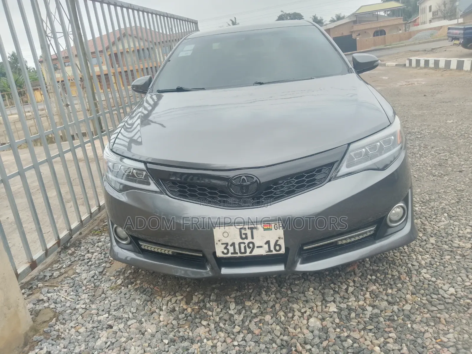 Toyota Camry 2012 Gray