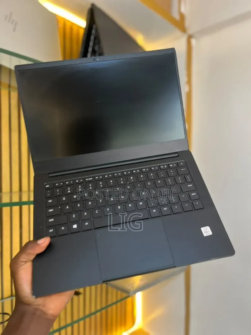 Laptop Razer Blade 16GB Nvidia SSD 512GB