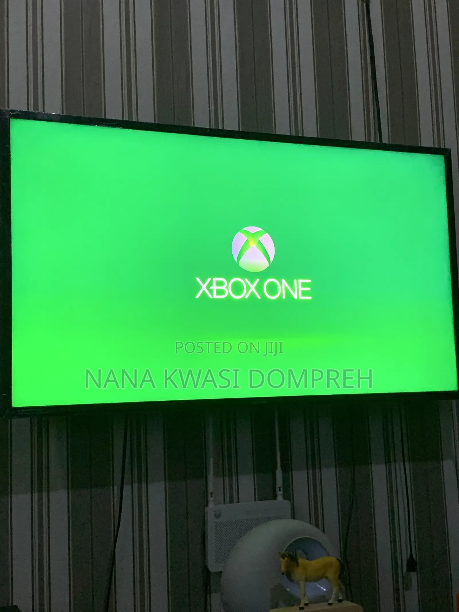 UK Xbox One S 1TB With Controller and Games