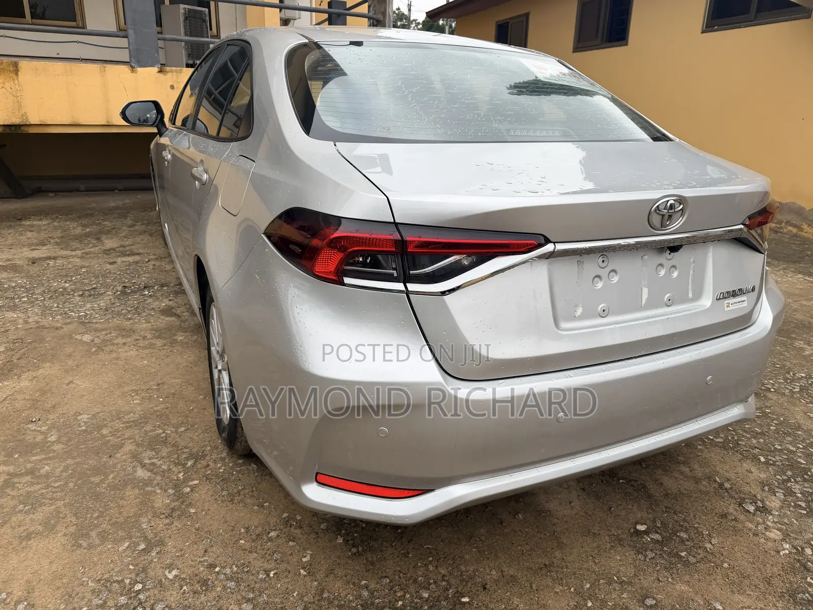 Toyota Corolla L 2022 Silver
