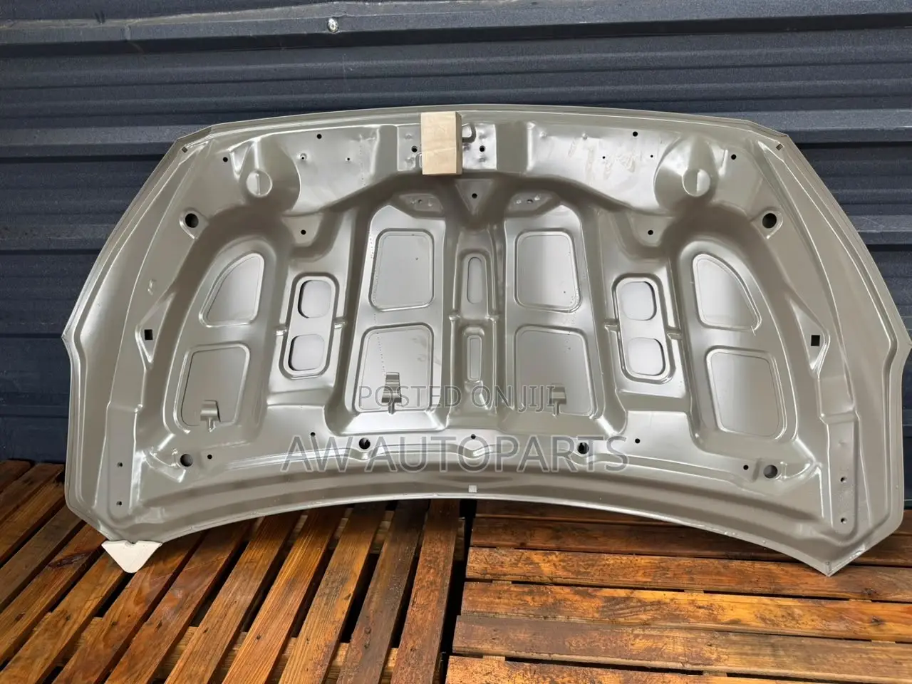 Mirage 2021 Hood