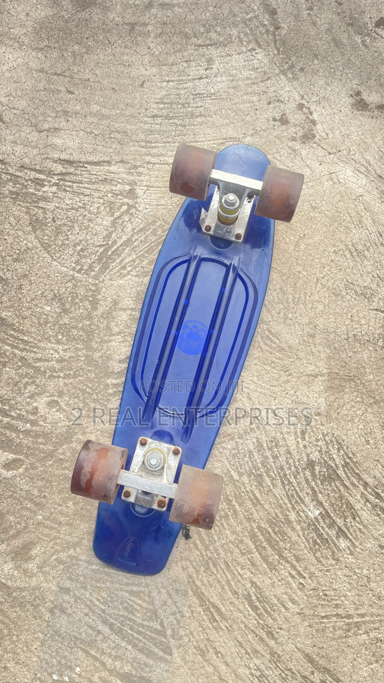 Pako Plastic Skateboard 22 Inches