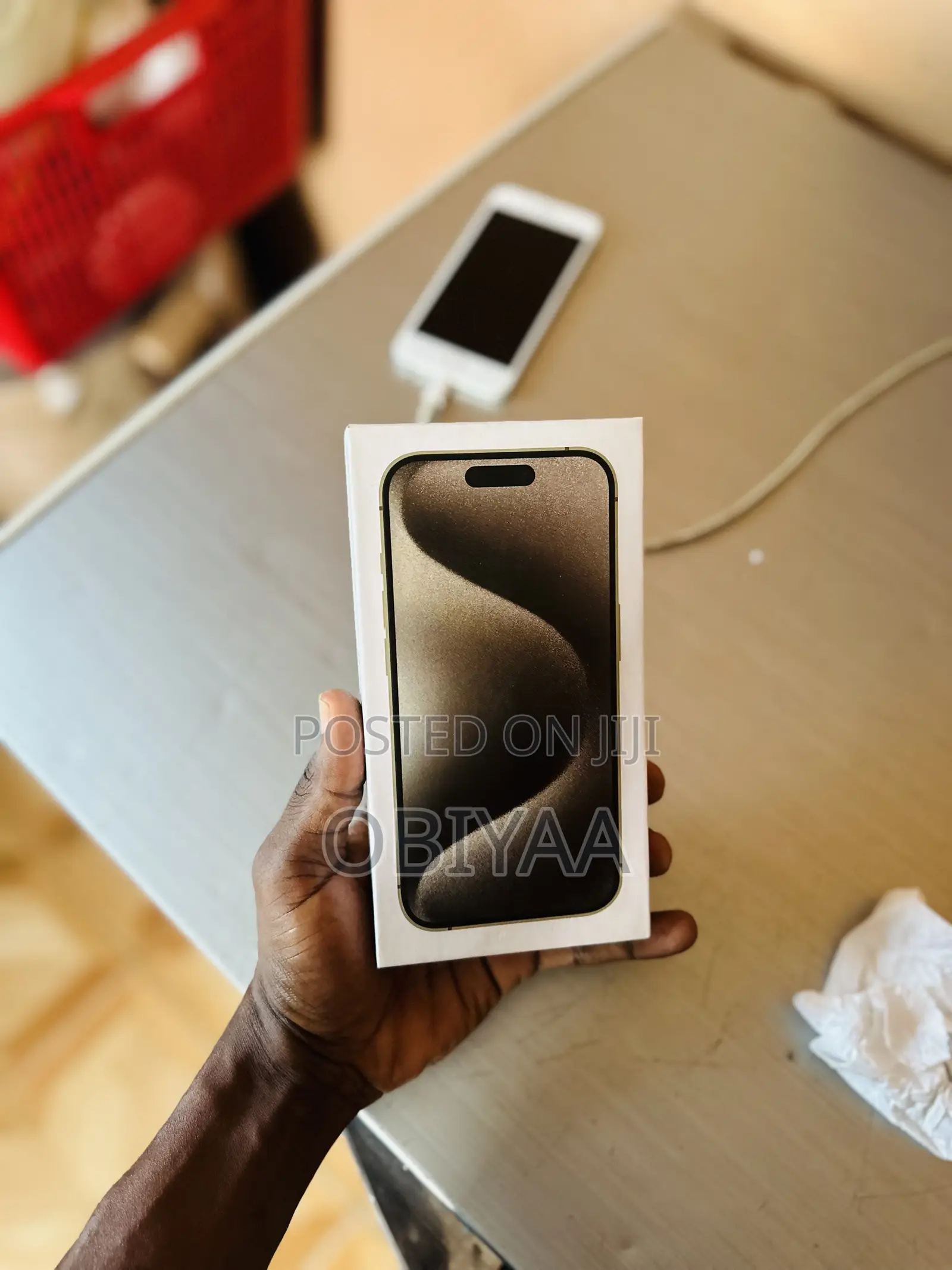 New Apple iPhone 15 Pro Max 256 GB Silver