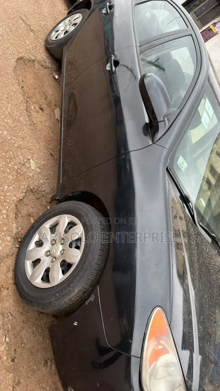Hyundai Elantra 2008 Black