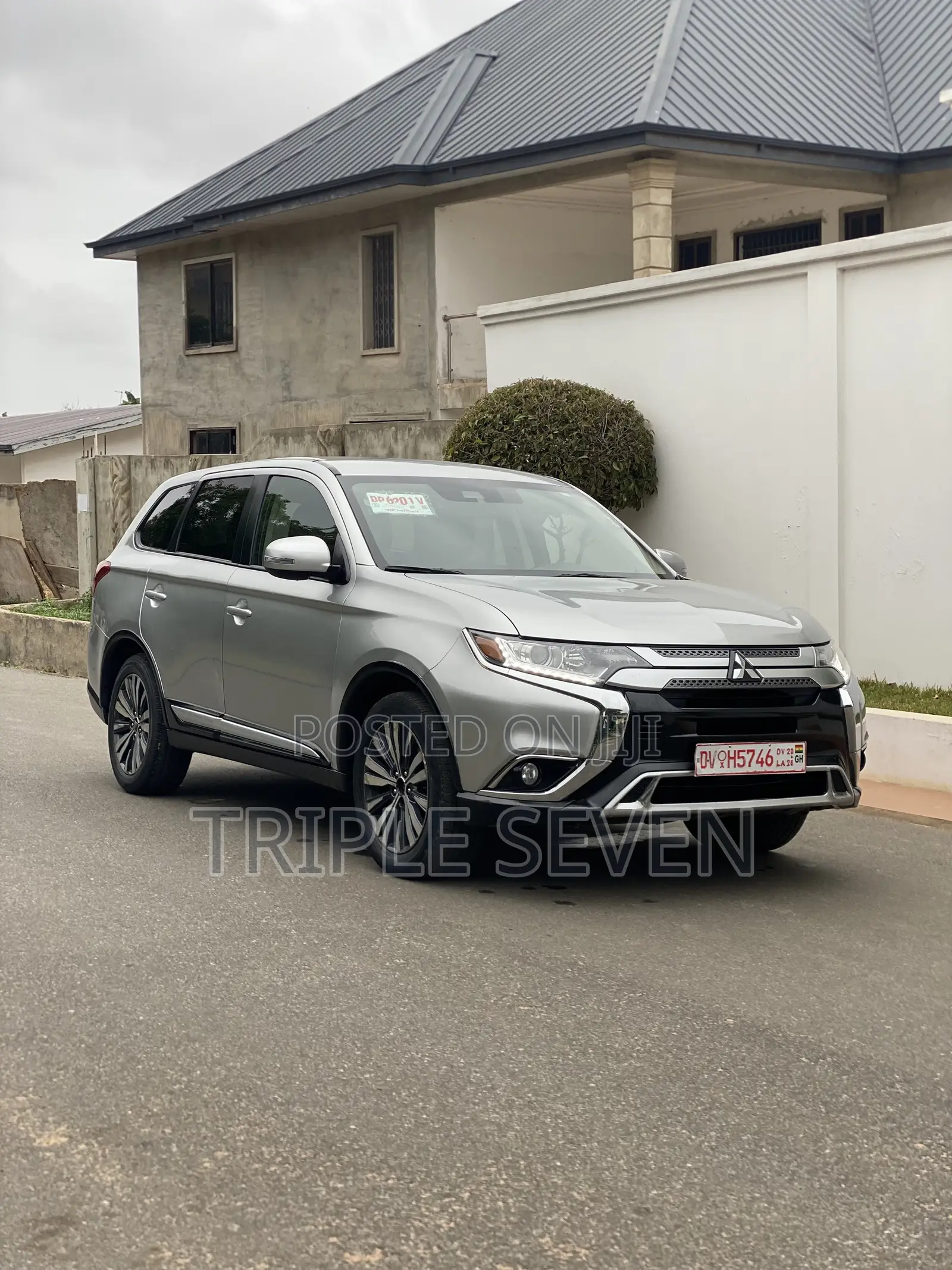 Mitsubishi Outlander 2020 Silver