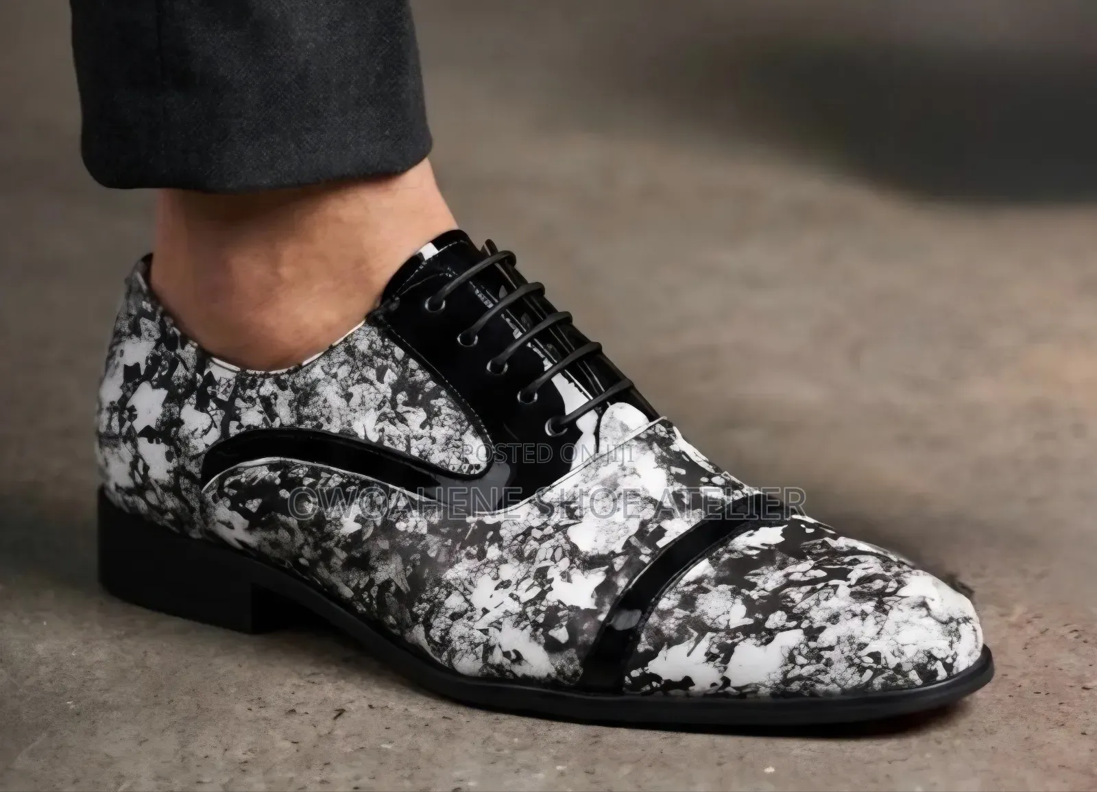 Men's Statement Oxford Dress Shoes