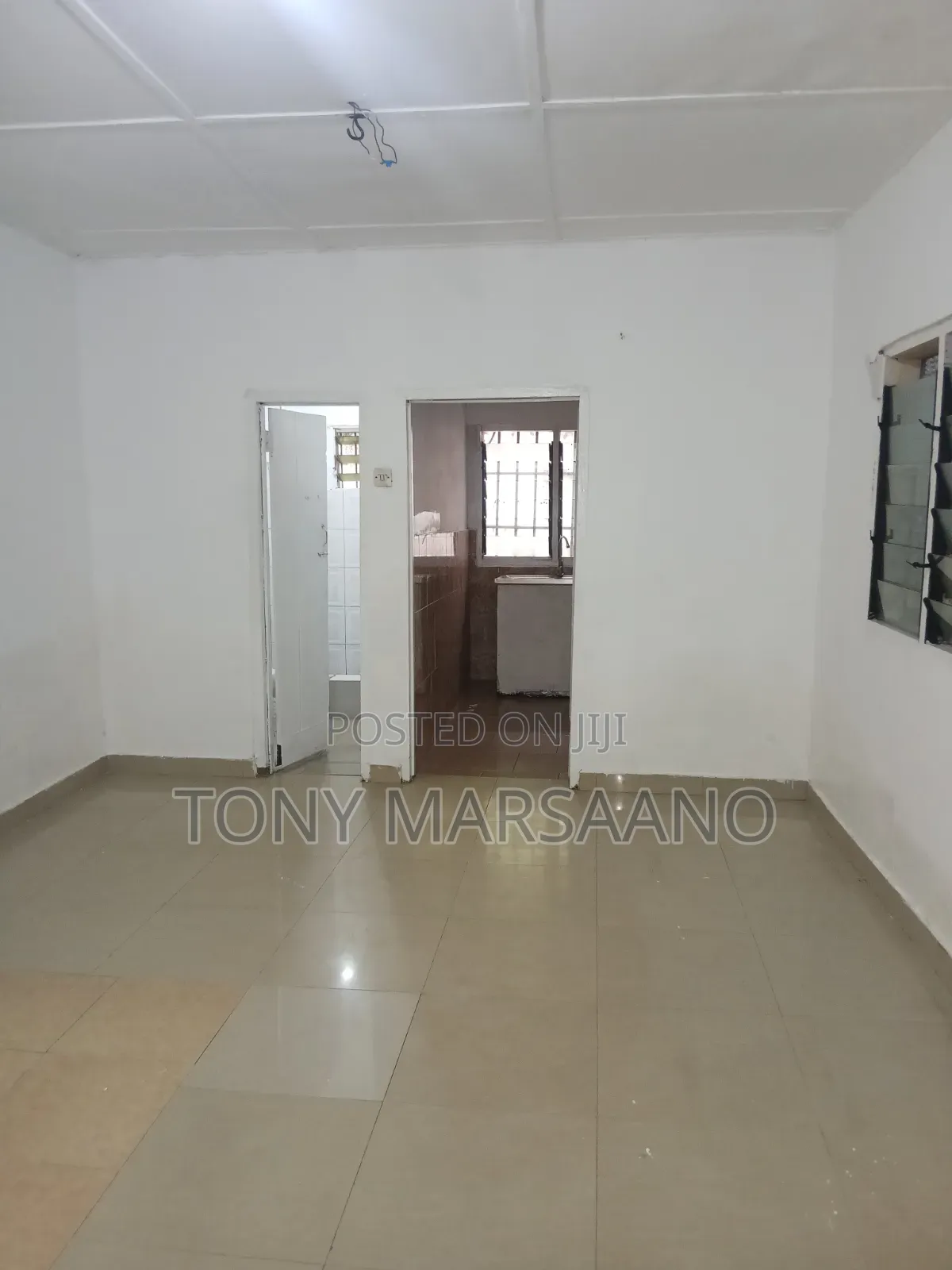 1bdrm Apartment in Westlegon, Medifem Area for rent