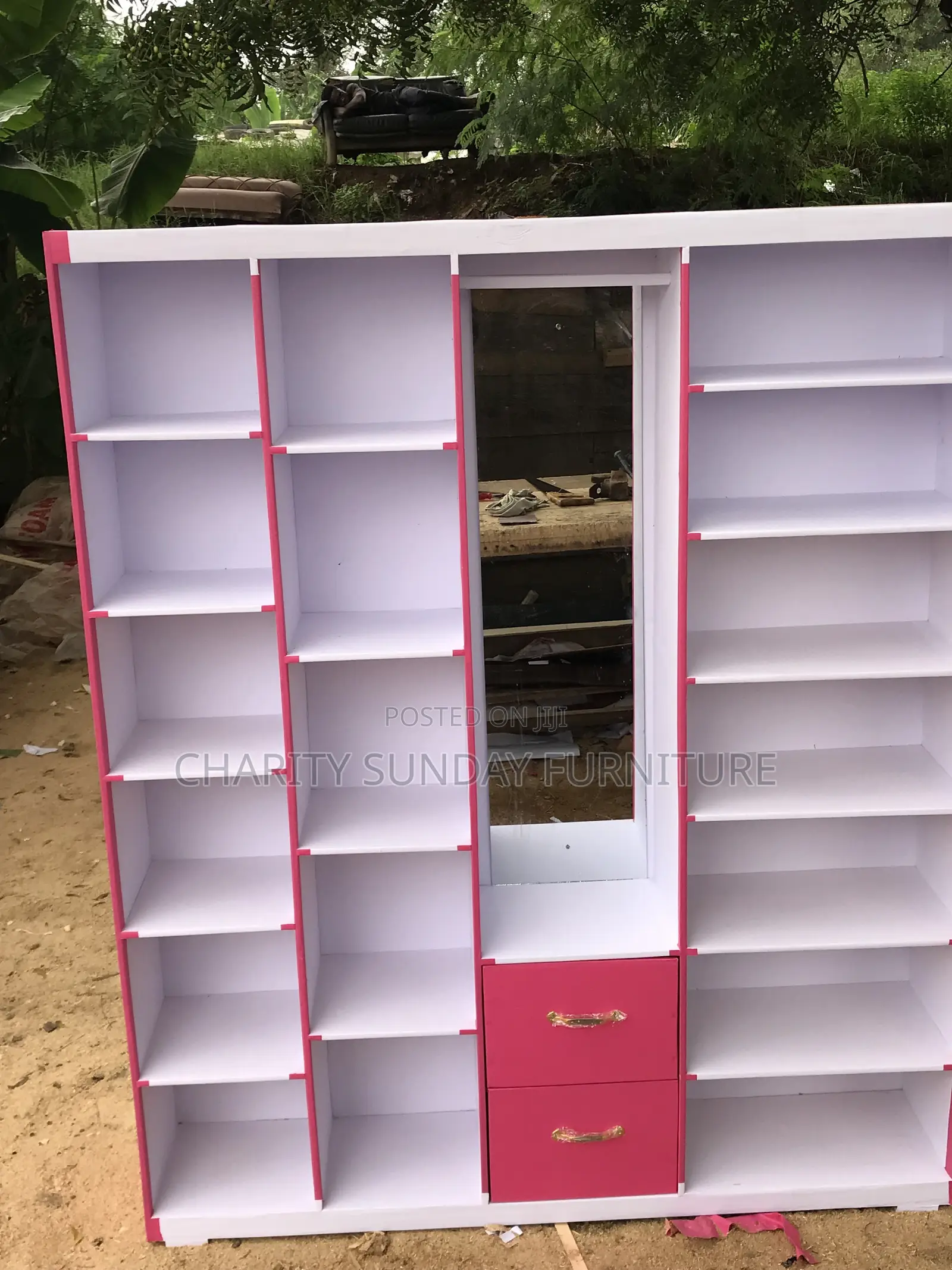 PINKIE furniture. Slide Photos