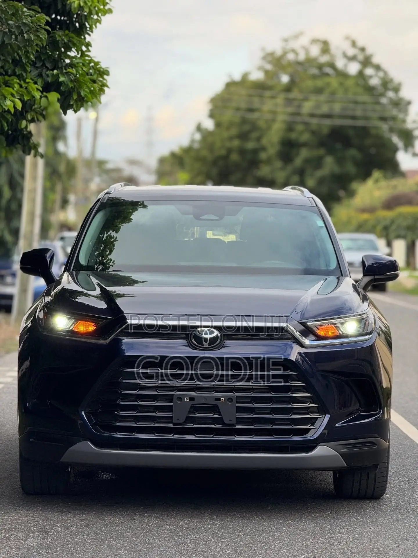 Toyota Grand Highlander XLE AWD 2024 Blue