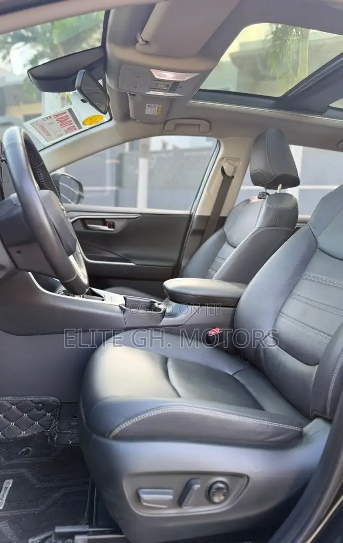 Toyota RAV4 2023 Black