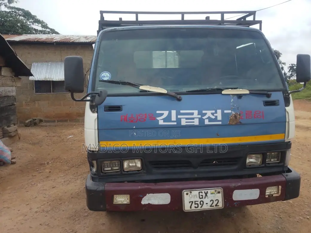 2005 Kia Mighty