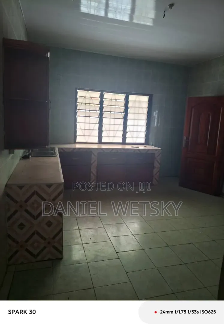 3bdrm Apartment in Lapaz, Hong Kong for rent