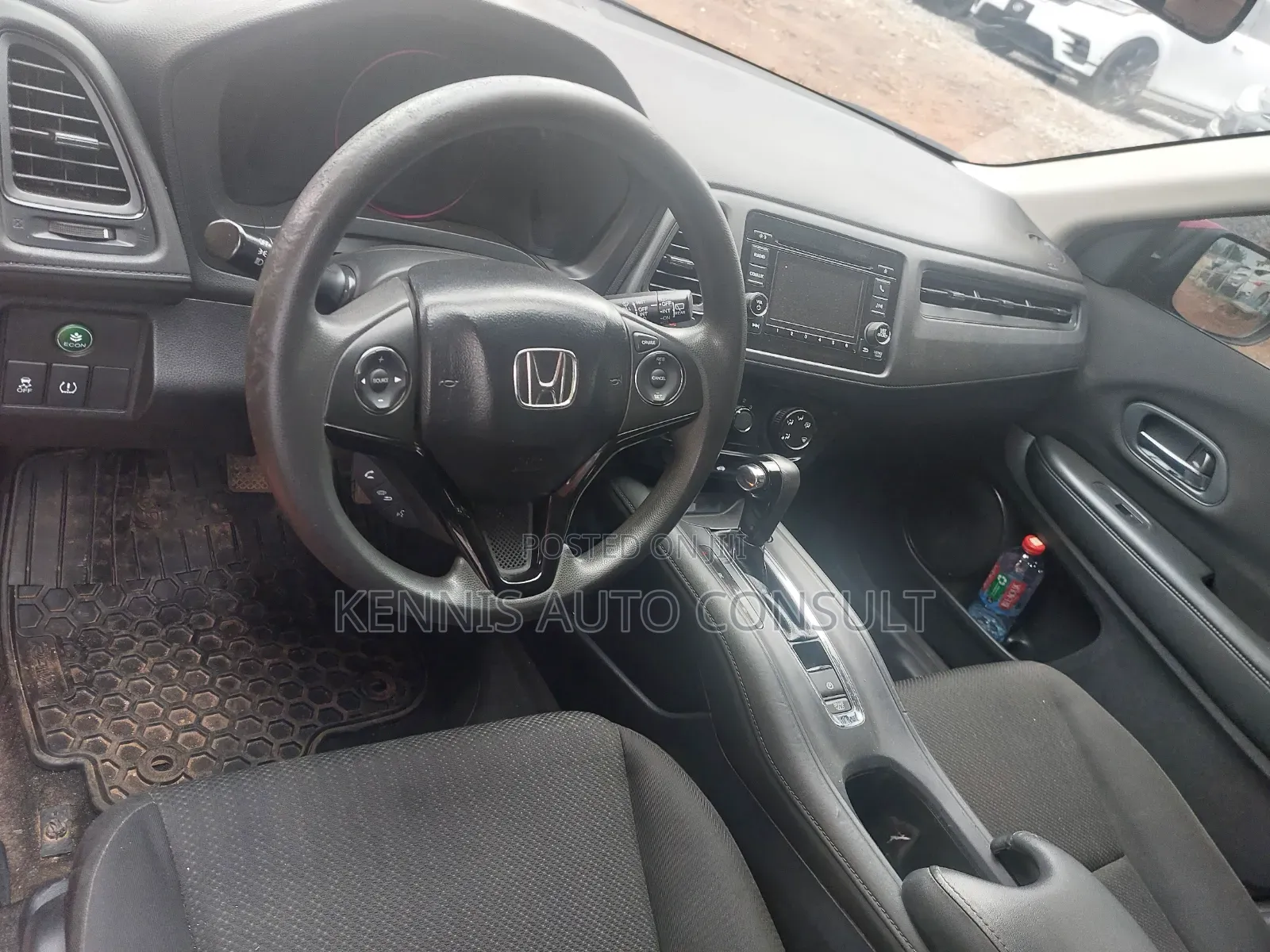 Honda HR-V 4dr SUV (1.5L 4cyl CVT) 2016 Red