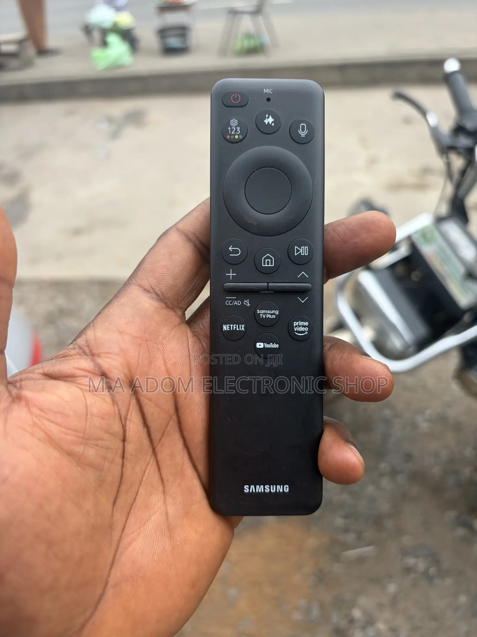 Home Used Solar USB Charging One Smart TV