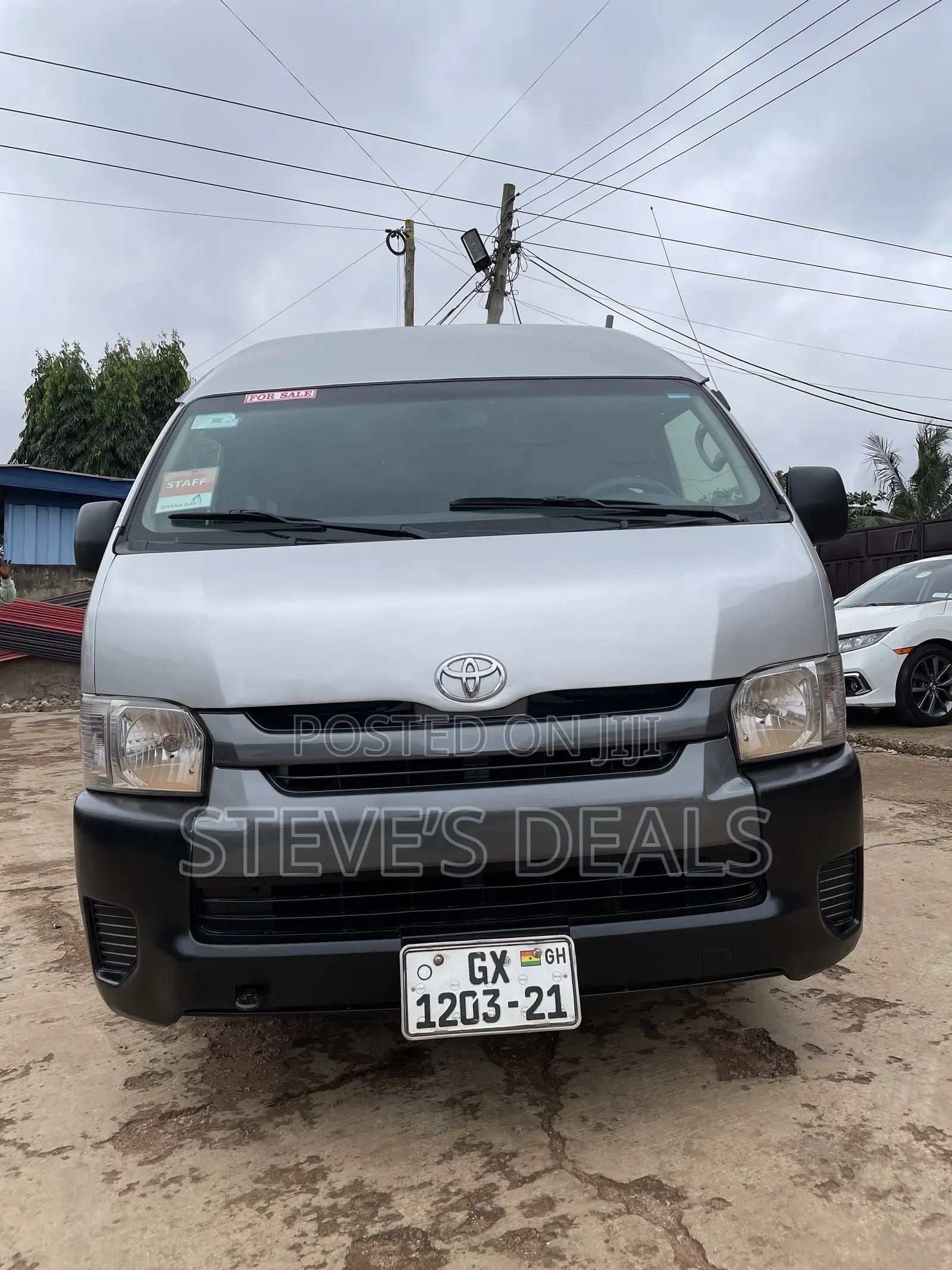 Toyota Grand HiAce 2002 Silver