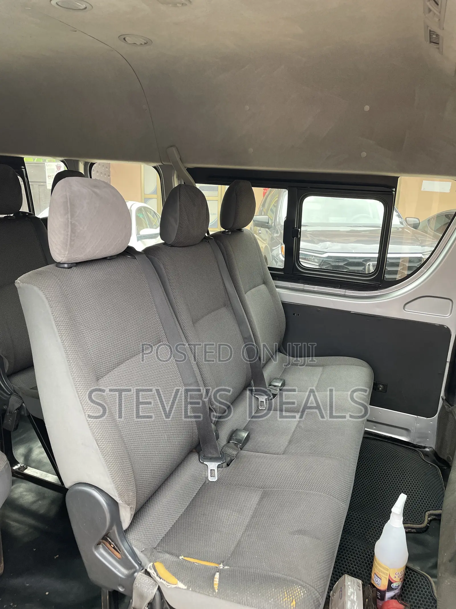 Toyota Grand HiAce 2002 Silver