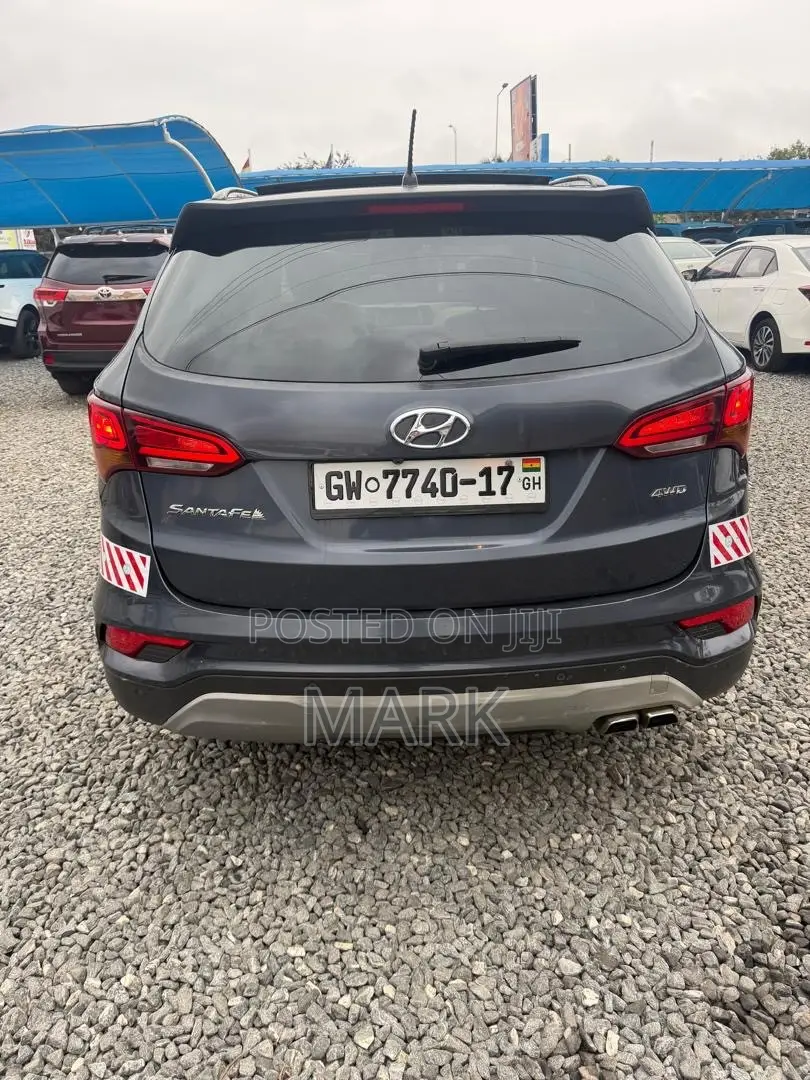 Hyundai Santa Fe 2017 Blue