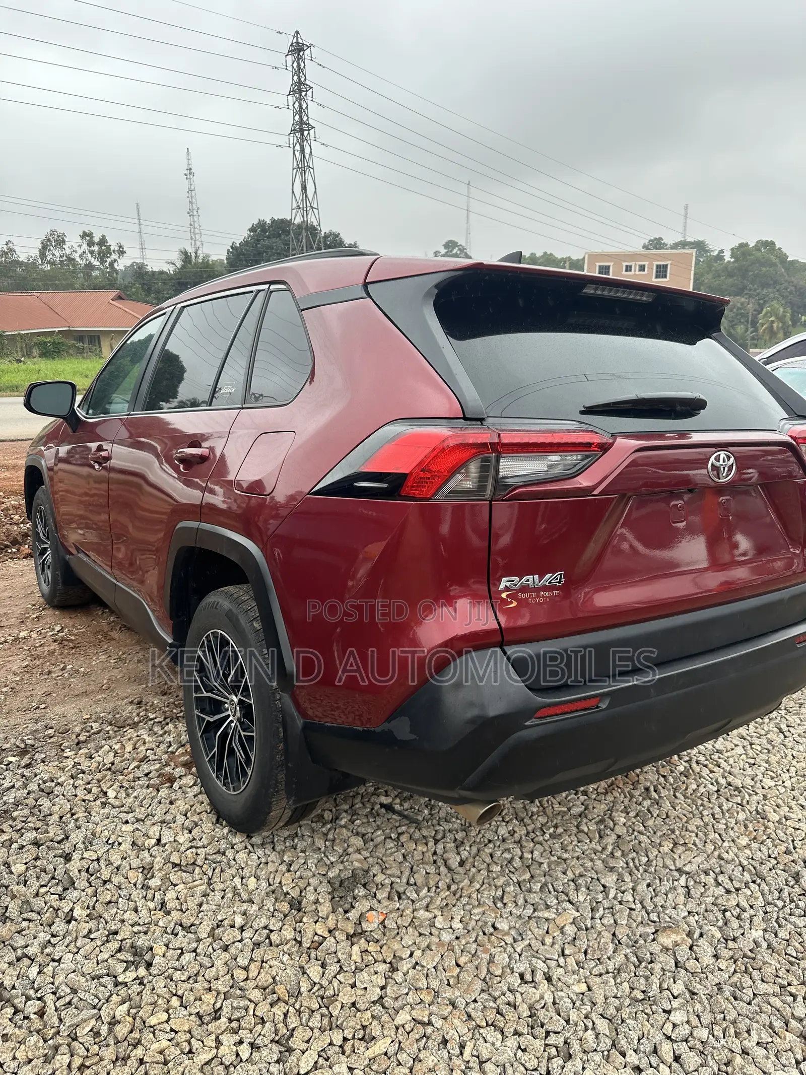 Toyota RAV4 LE AWD 2020 Red