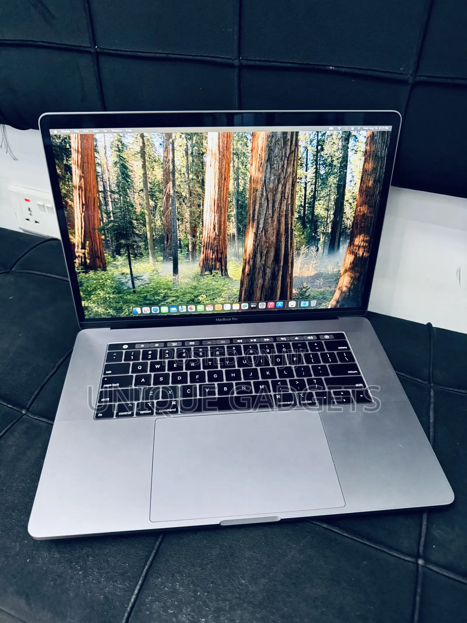 Laptop Apple MacBook Pro 2019 16GB Intel Core i7 SSD 256GB