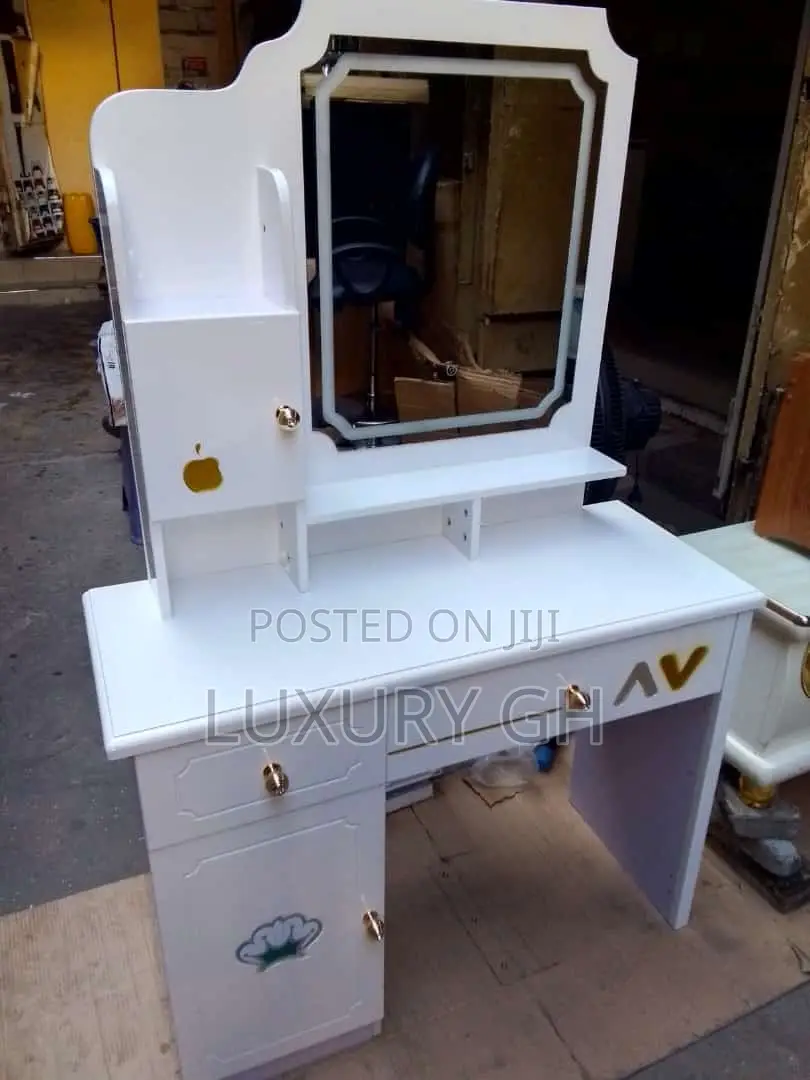 Vanity Set