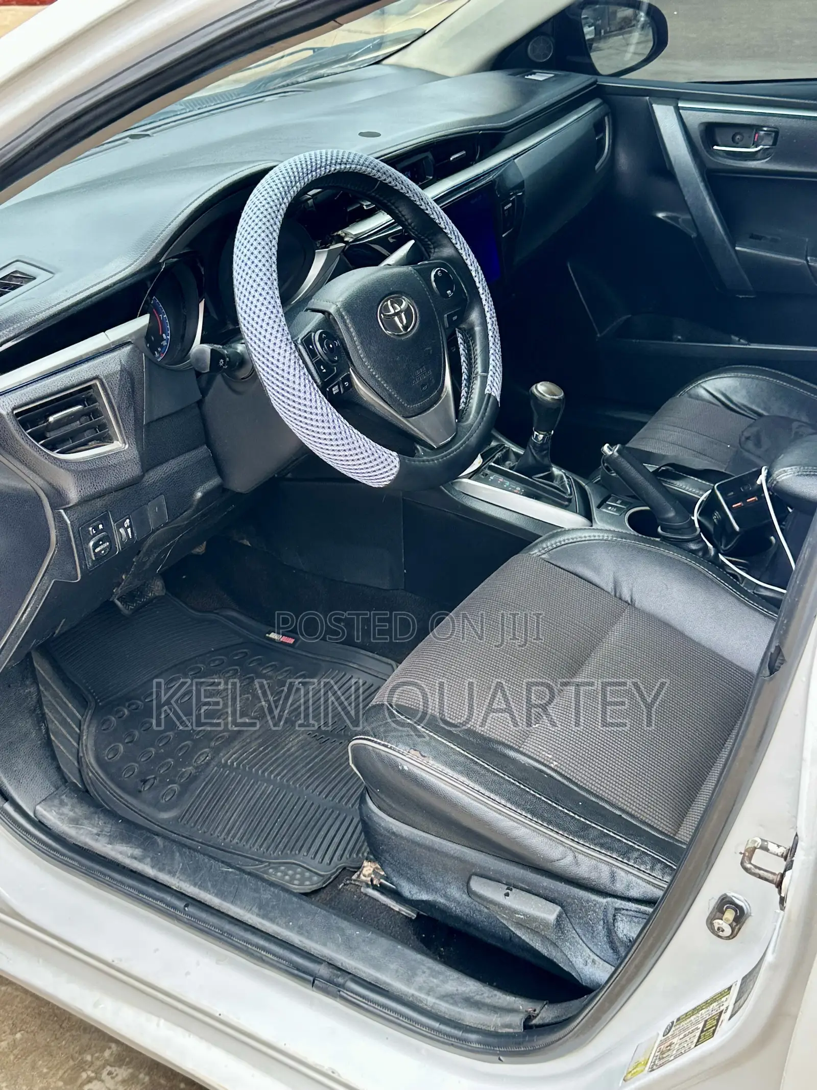 Toyota Corolla S 4dr Sedan (1.8L 4cyl CVT) 2014 White