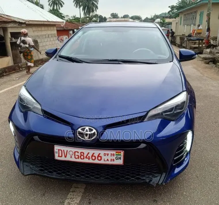 Toyota Corolla SE 4dr Sedan (1.8L 4cyl CVT) 2017 Blue