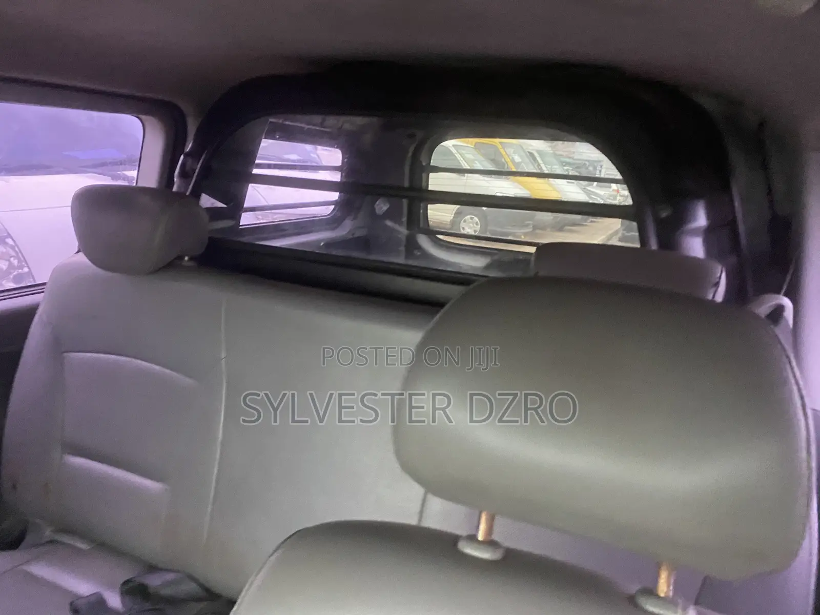 Hyundai Starex 2013 Brown