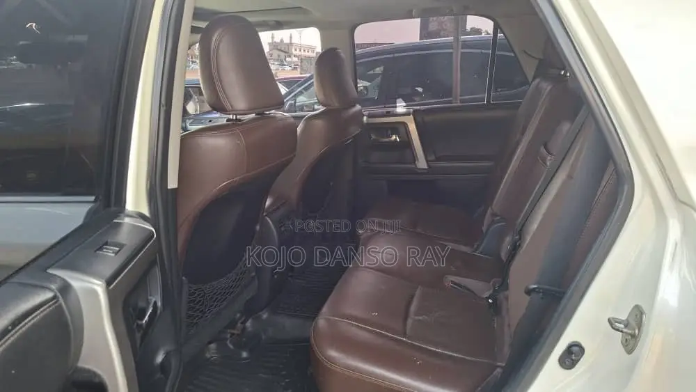 Toyota 4-Runner TRD Pro 4dr 4x4 (4.0L 6cyl 5A) 2016 Off white