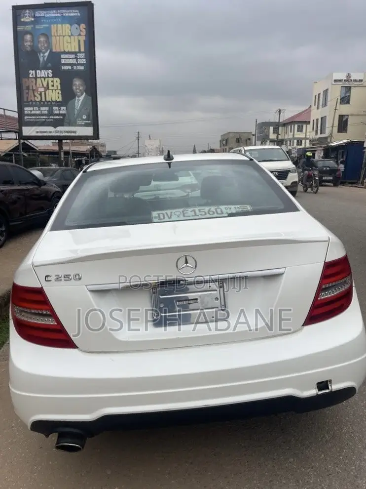 Mercedes-Benz C250 2014 White