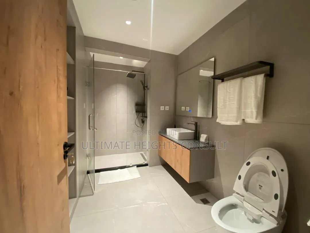 Furnished 4bdrm Townhouse/Terrace in Labone, Coffee Shop Area for sale