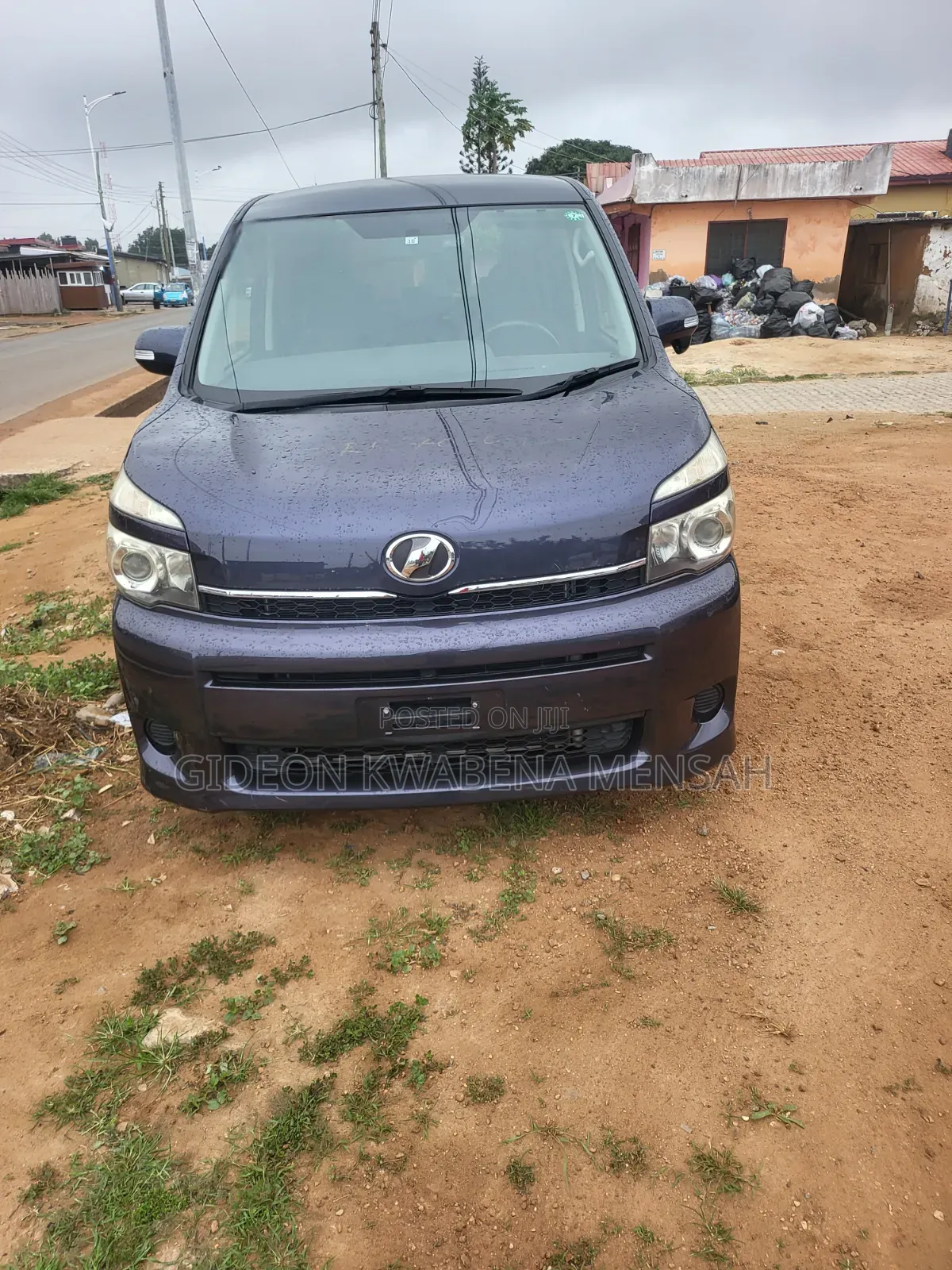 Toyota Voxy 2012 Black