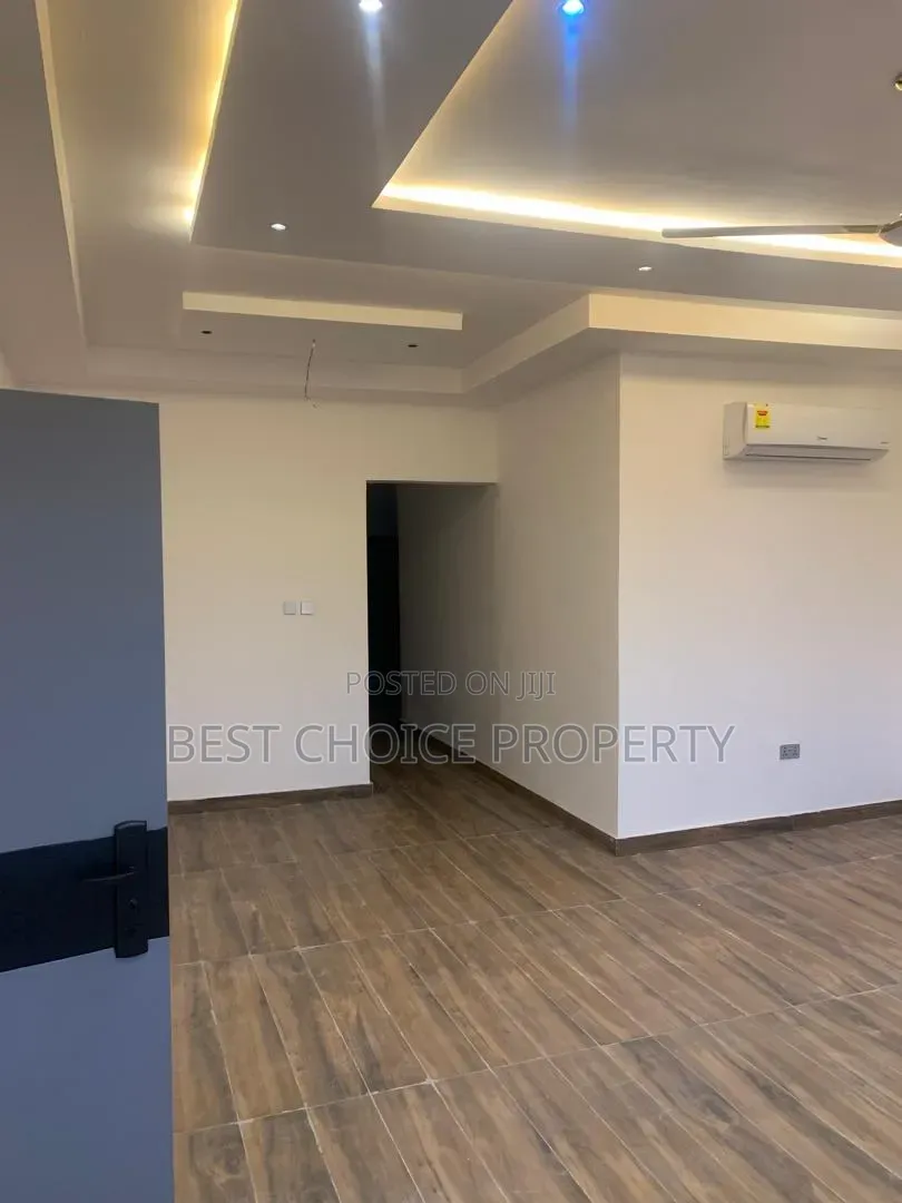 2bdrm Apartment in Ghana Flag for rent