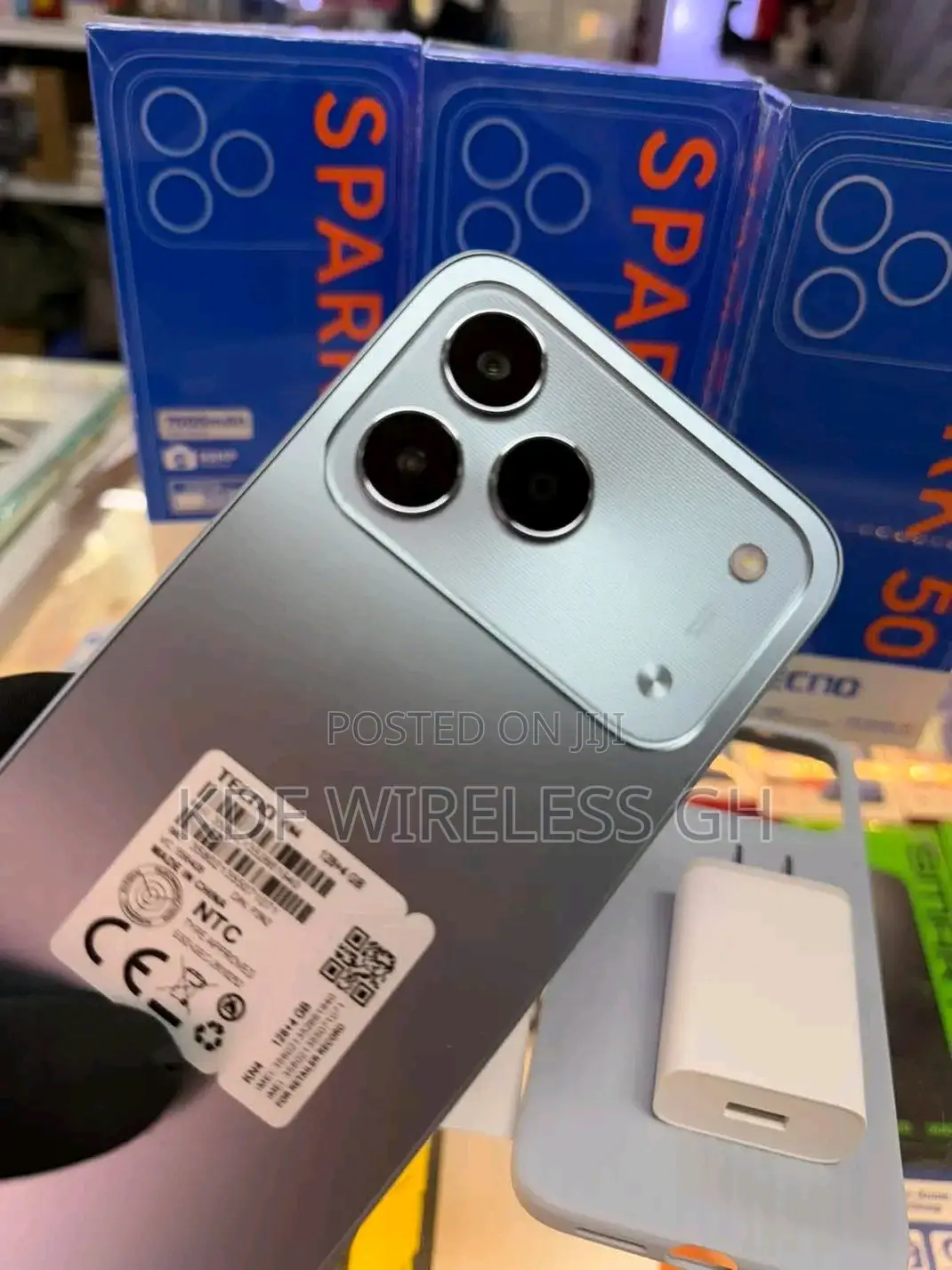 New Tecno Spark 50 128 GB Silver
