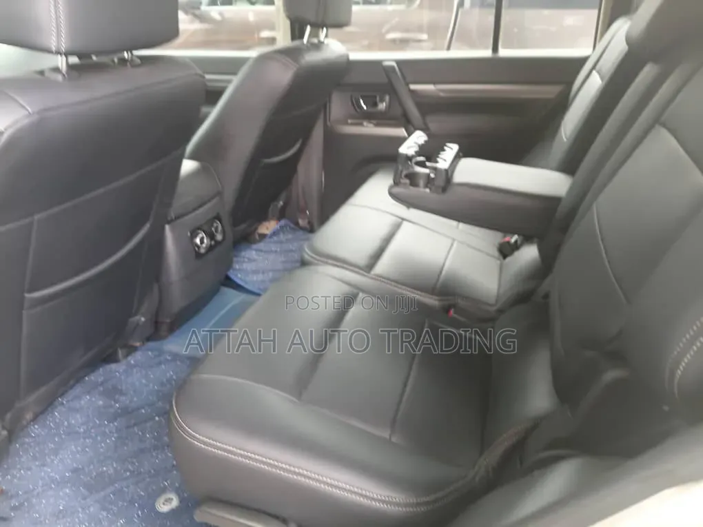 Nissan NV200 2012 White