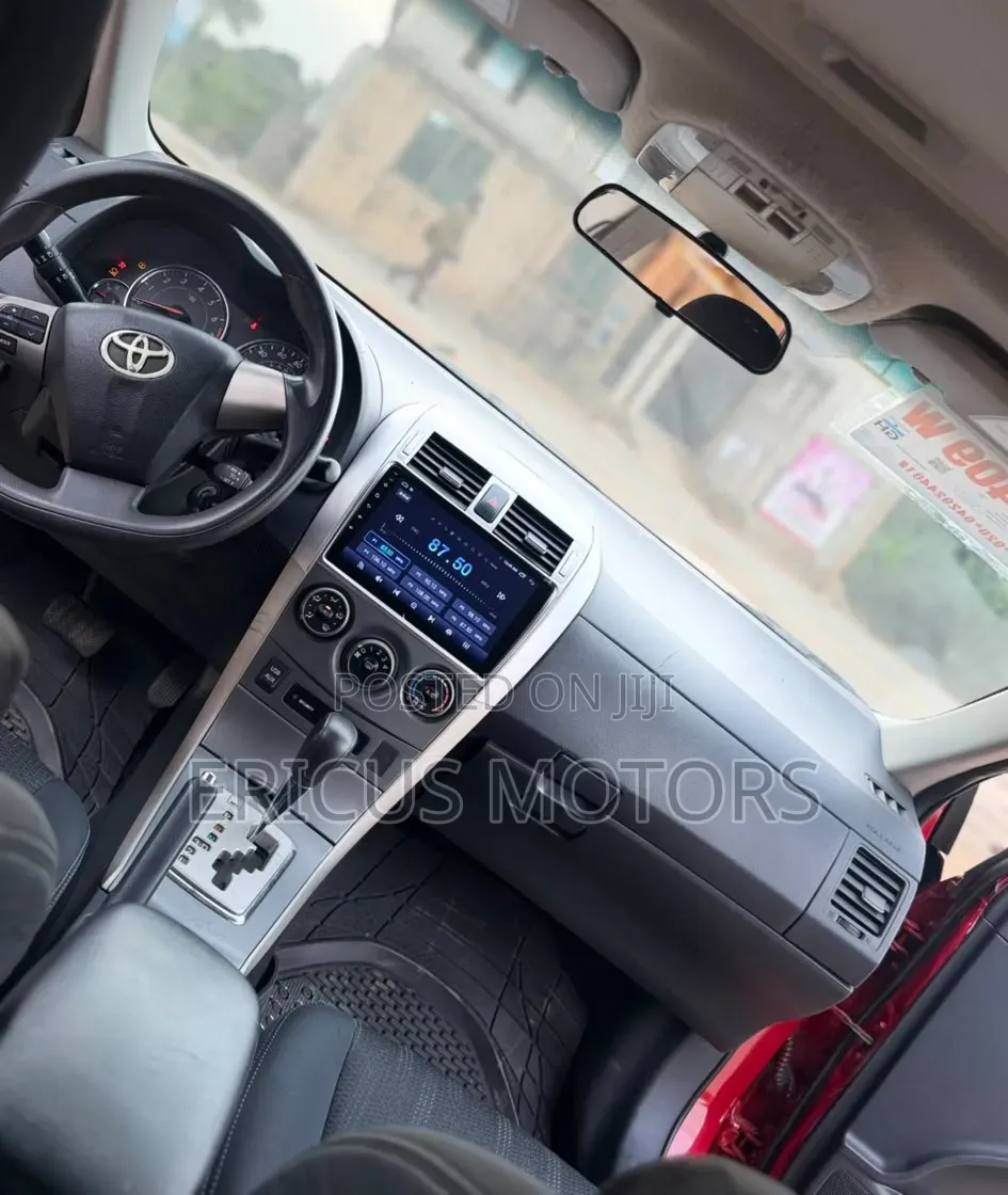 Toyota Corolla 2013 Red