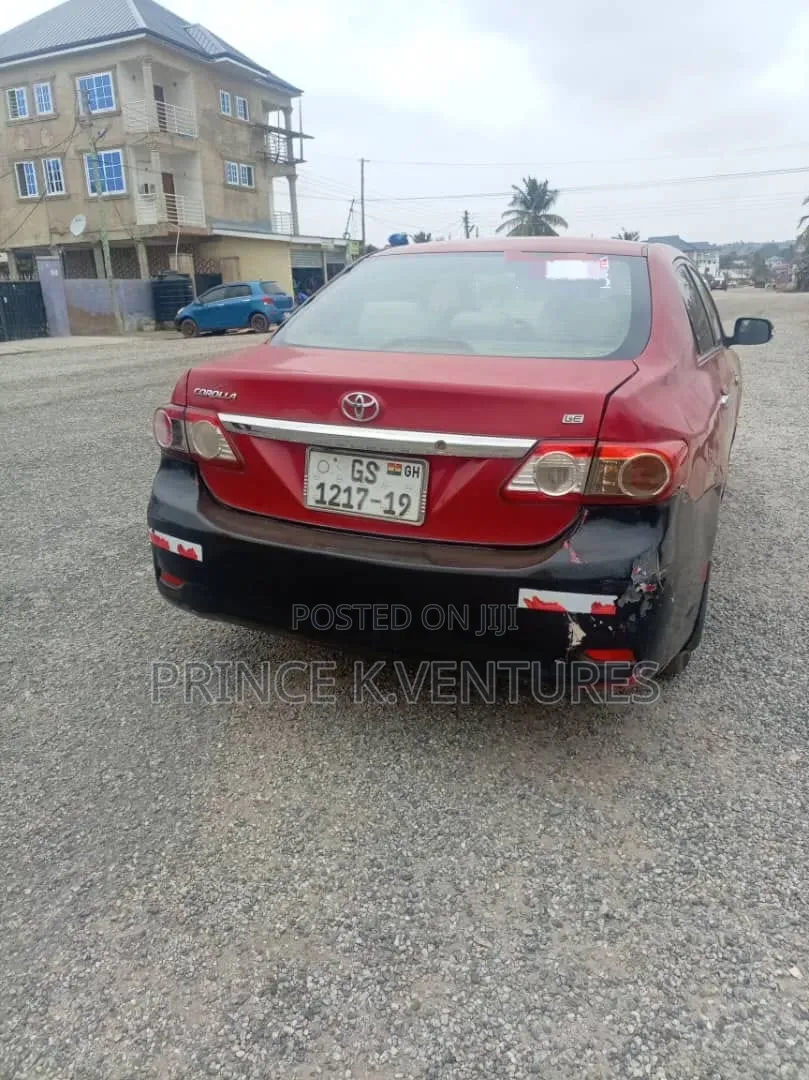 Toyota Corolla 2013 Red