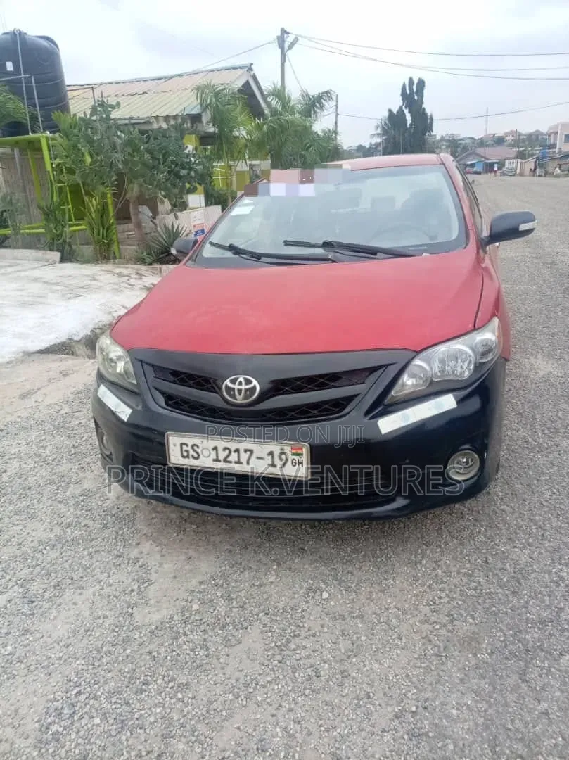 Toyota Corolla 2013 Red